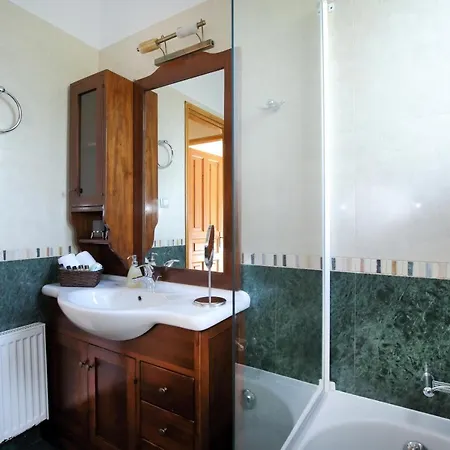 Alea Villa *