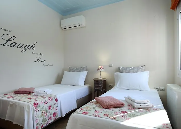 Alea Willa Apolpaina