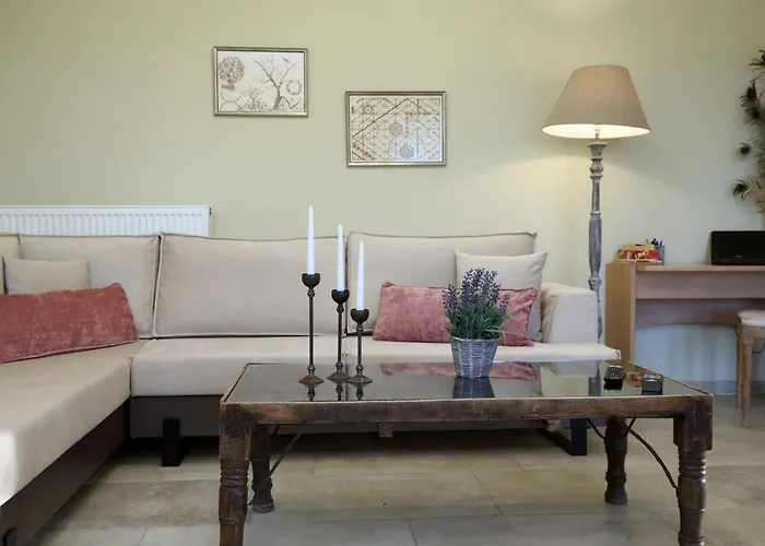 Alea Willa Apolpaina