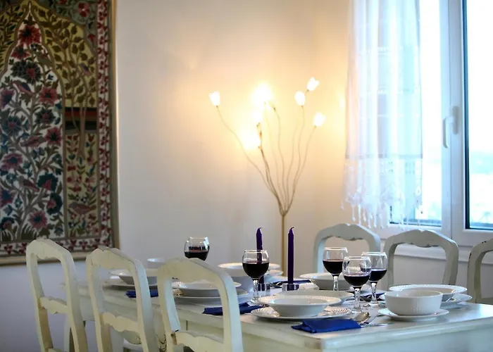 Alea Willa Apolpaina